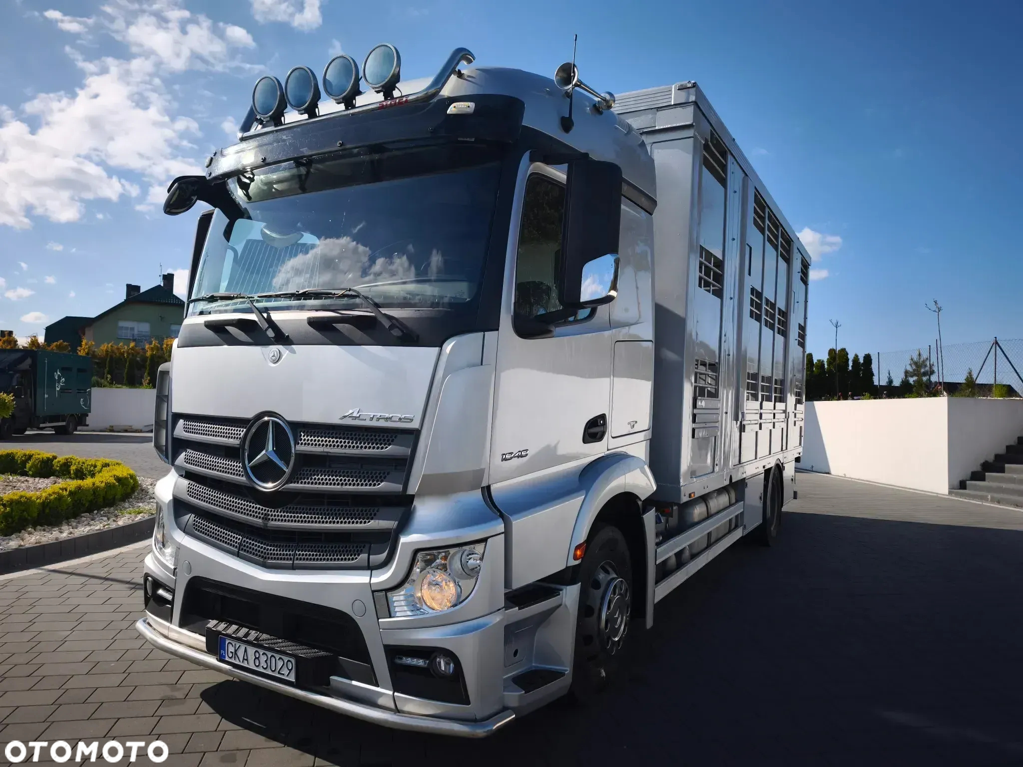 Mercedes-Benz ACTROS - 7