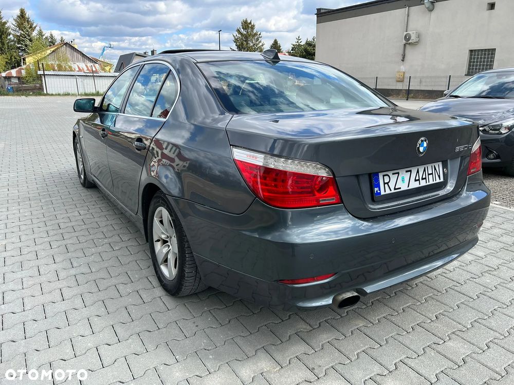 BMW Seria 3 320d - 4