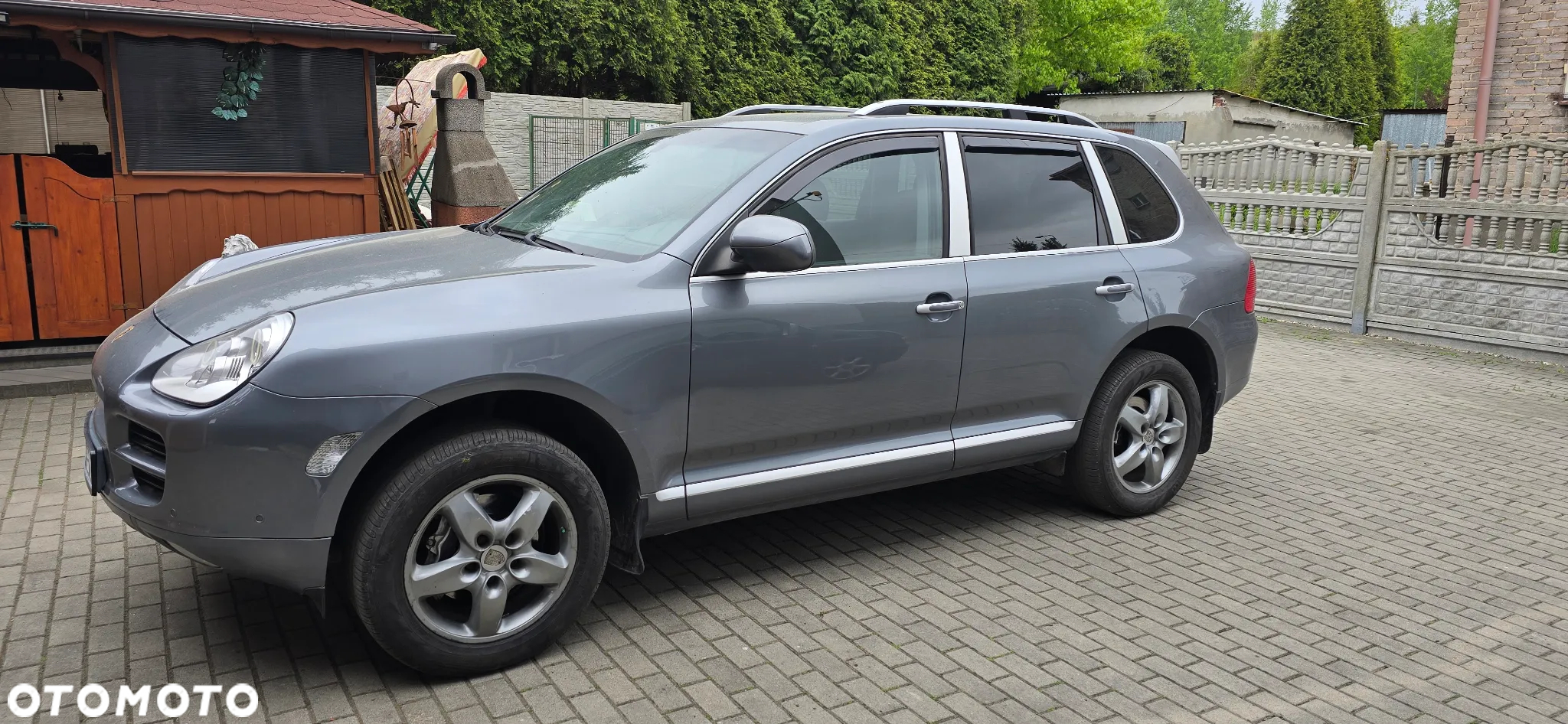 Porsche Cayenne - 23