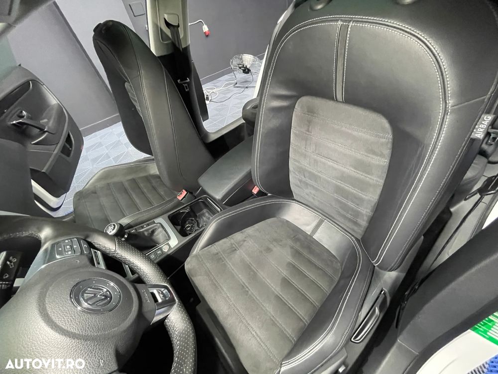 Volkswagen Passat CC 2.0 TDI BlueMotion Technology - 10