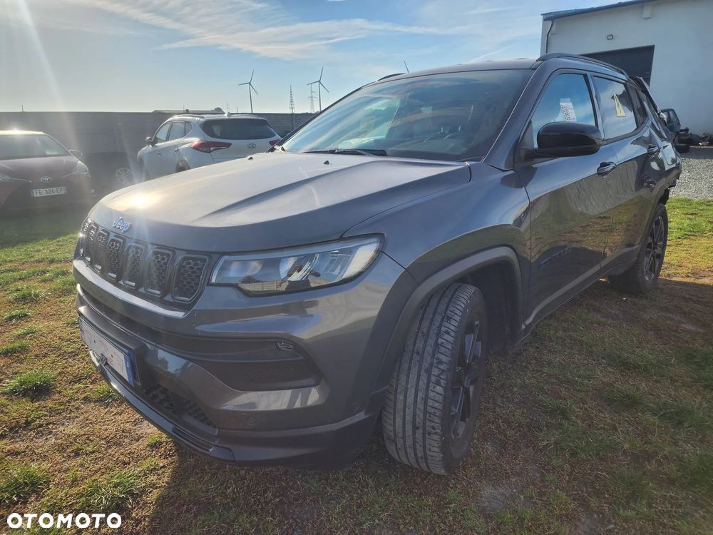 Jeep Compass - 2
