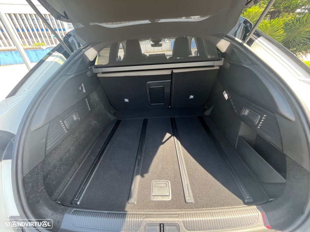 Citroën C5 X 1.2 PureTech Shine EAT8 - 21