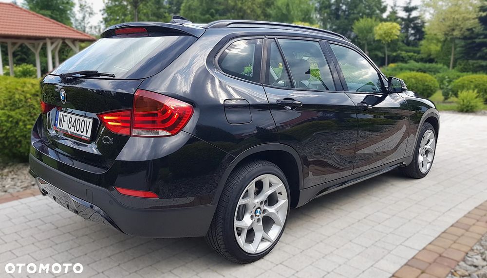 BMW X1 sDrive20i Sport Line - 11