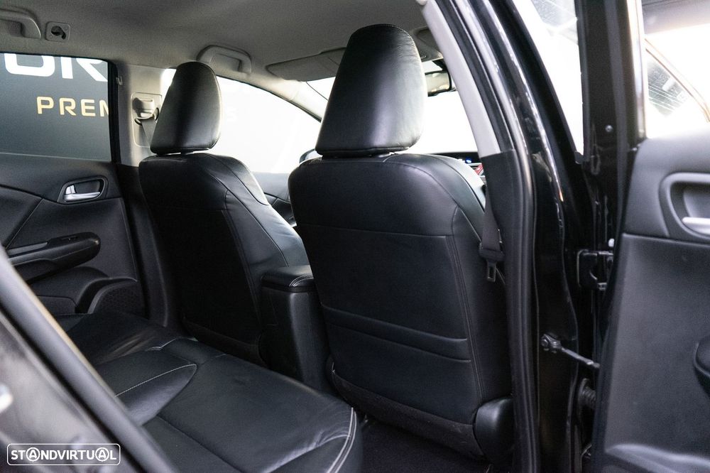 Honda Civic Tourer 1.6 i-DTEC Comfort Navi — fotografia 42
