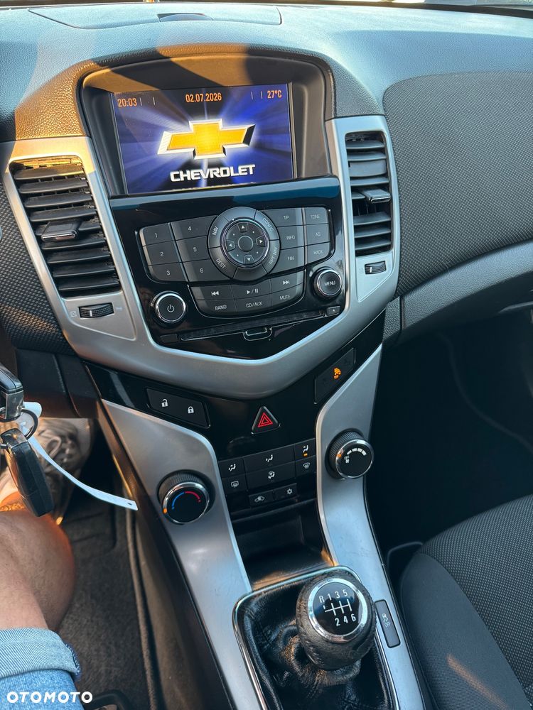 Chevrolet Cruze - 13