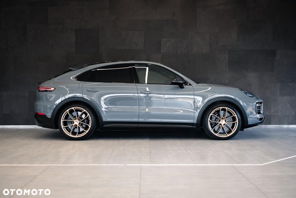 Porsche Cayenne Turbo GT - 9