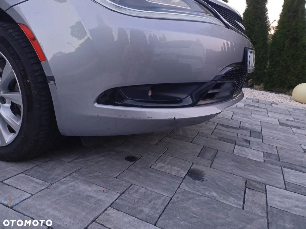 Chrysler 200 - 17