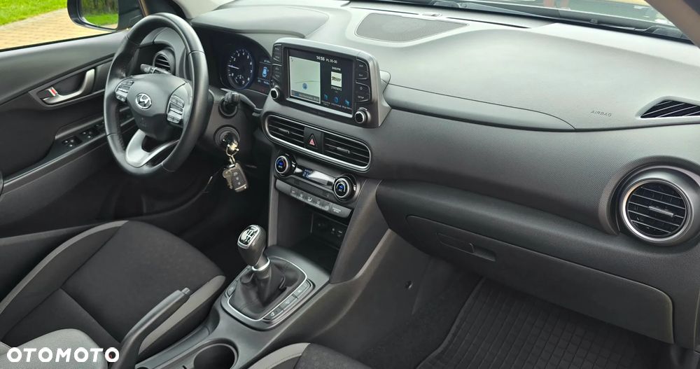 Hyundai Kona - 30