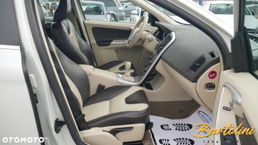 Volvo XC 60 - 13