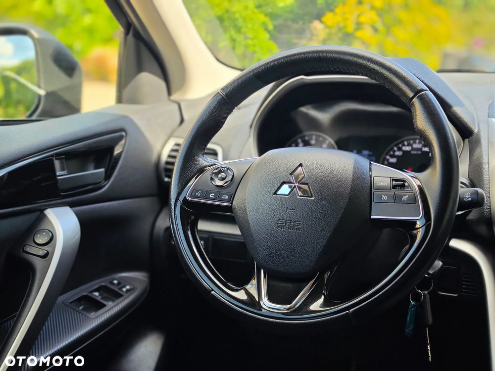 Mitsubishi Eclipse Cross - 37