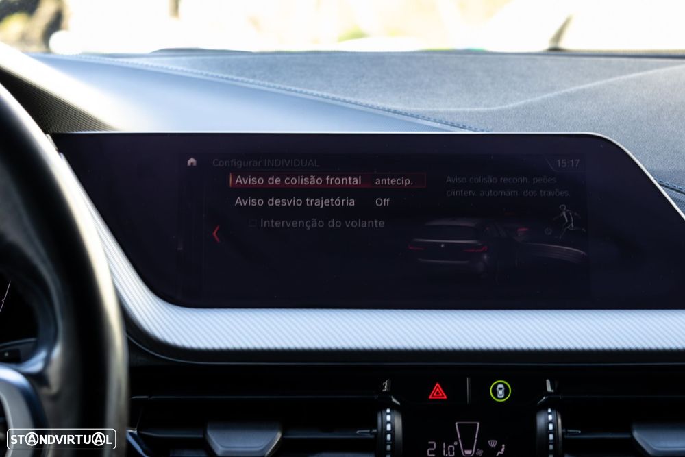 BMW 116 d Pack Desportivo M Auto - 37