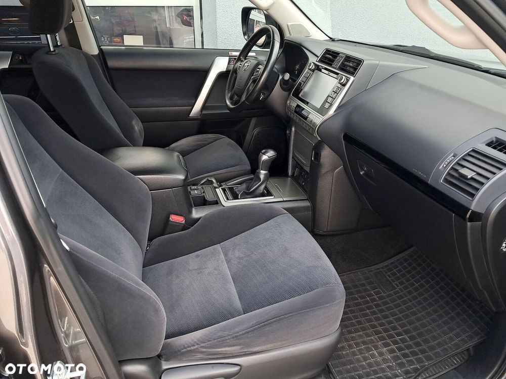 Toyota Land Cruiser LC 2.8 D-4D Prado - 10