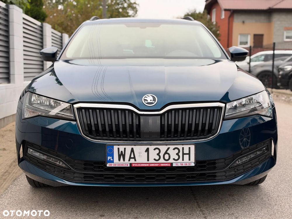 Skoda Superb 2022 photo 2