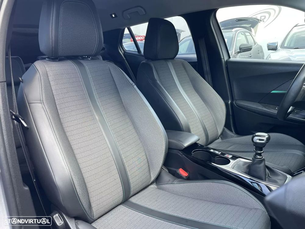 Peugeot 2008 1.2 PureTech Allure - 15