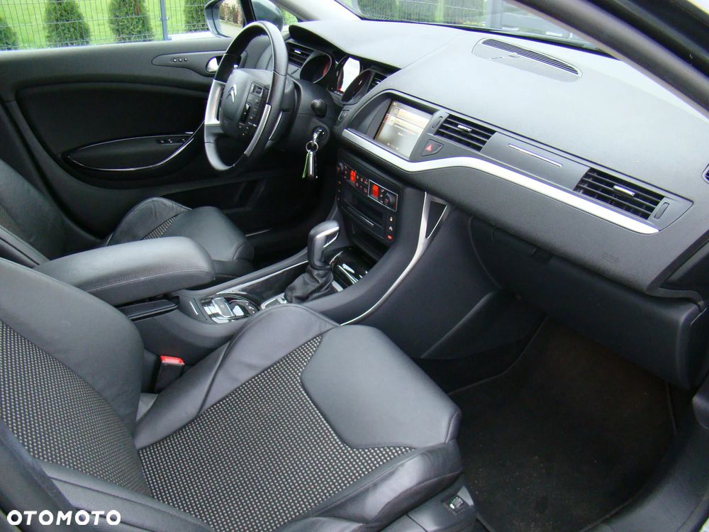 Citroën C5 Tourer BlueHDi 180 S&S EAT6 Exclusive - 33