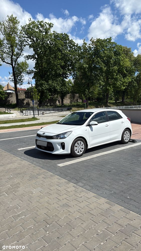 Kia Rio 1.2 Business Line Plus - 5