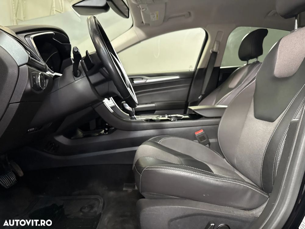 Ford Mondeo - 24