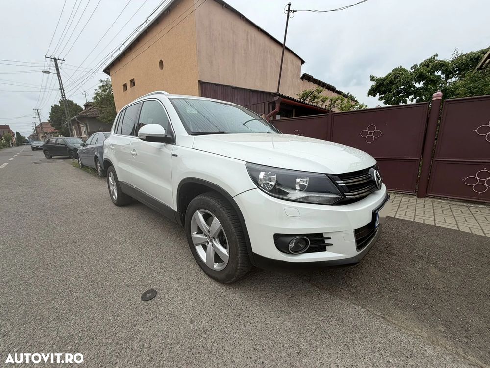 Volkswagen Tiguan 2.0 TDI DPF 4Motion BlueMotion Technology DSG Exclusive - 3