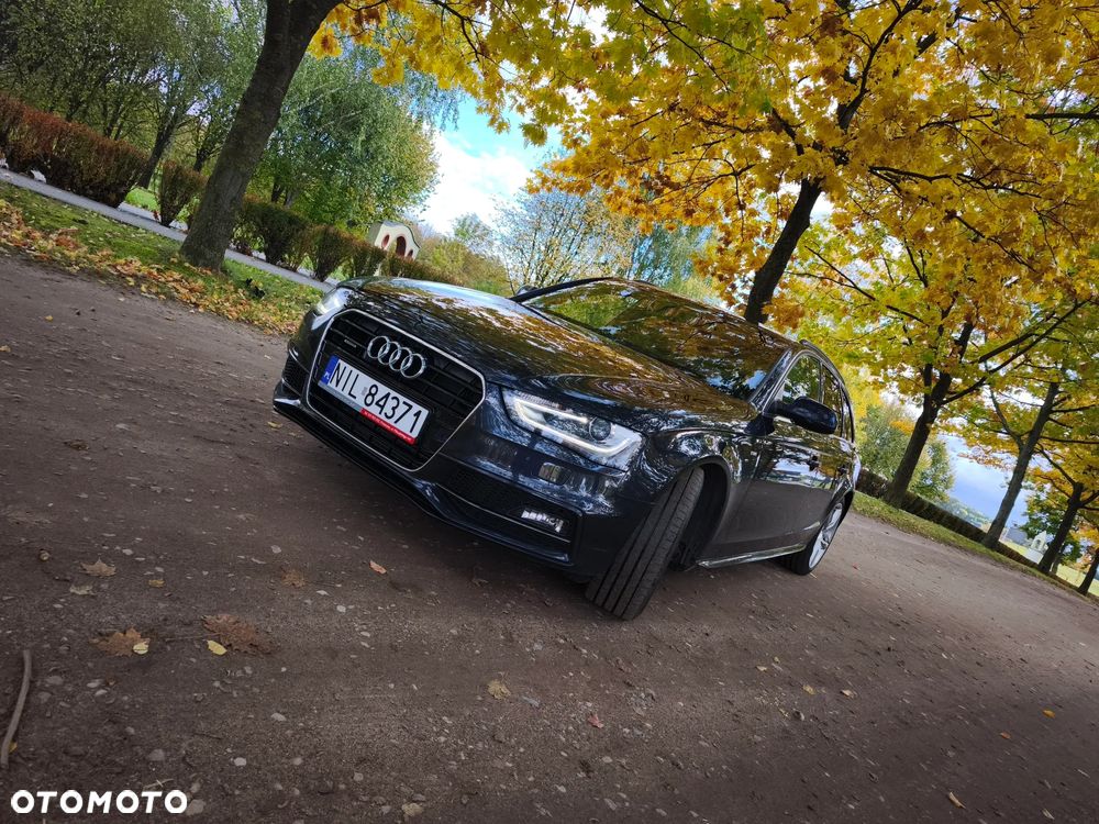 Audi A4 - 1