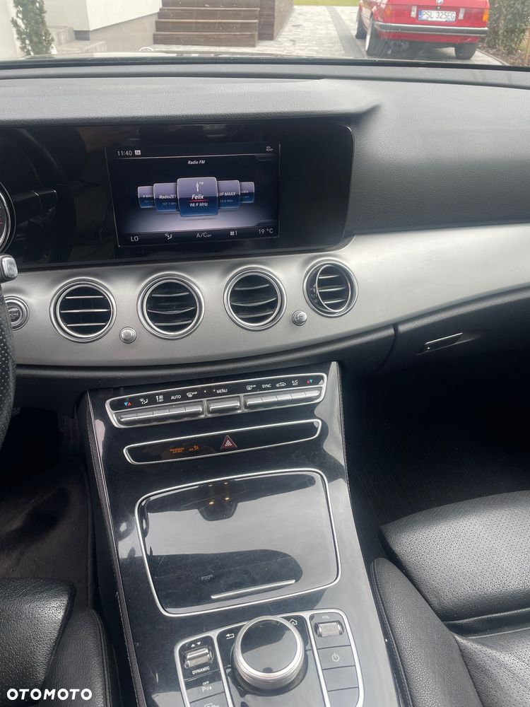 Mercedes-Benz Klasa E 200 d 9G-TRONIC Exclusive - 23