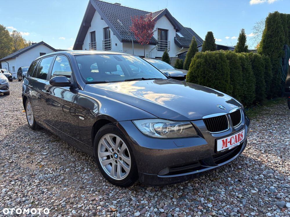 BMW Seria 3 318i - 2