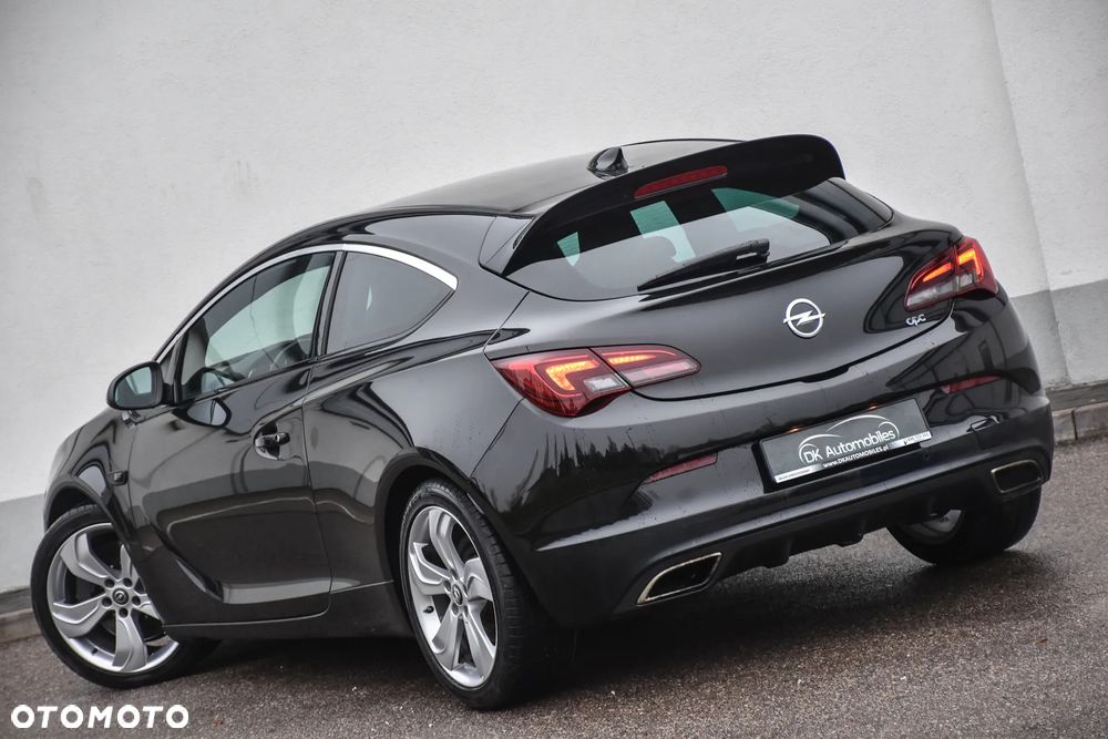 Opel Astra OPC Start/Stop - 9