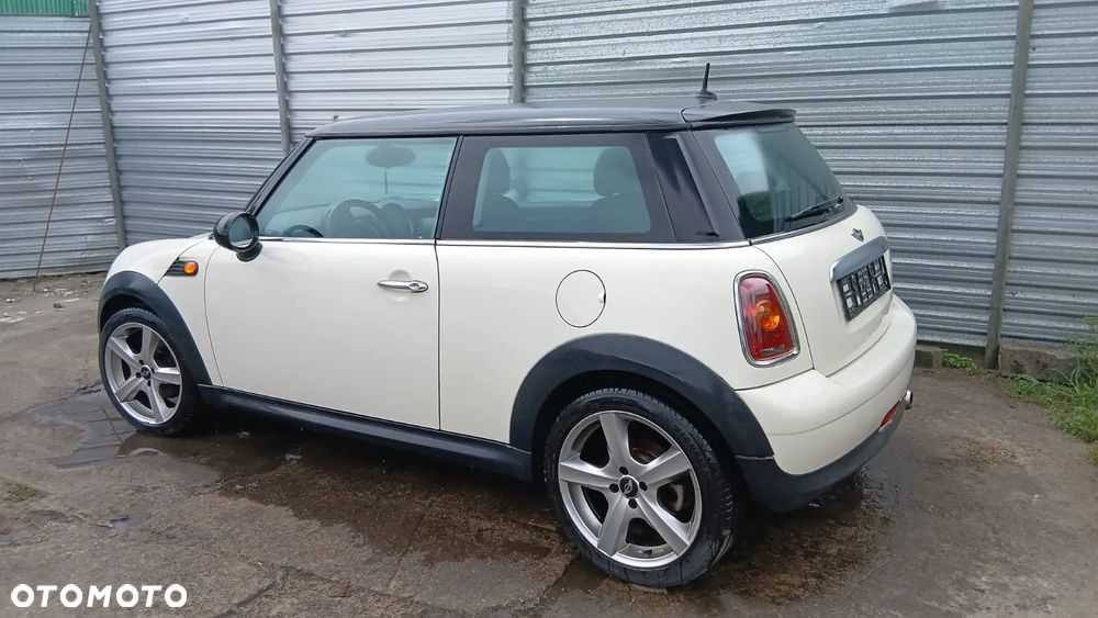 Tylko części Mini cooper r56 1.6 16V 122km 88kw 06r–10r lakier 850/0 pepper white - 3