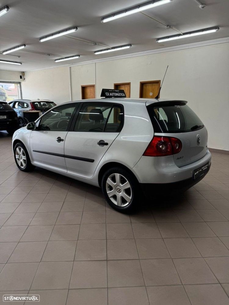 VW Golf 1.9 TDi Confortline DSG - 8