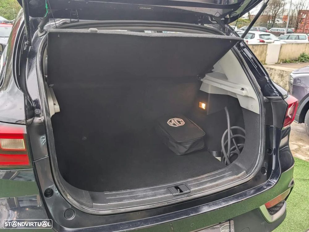 MG ZS EV 44.5 kWh Luxury - 10