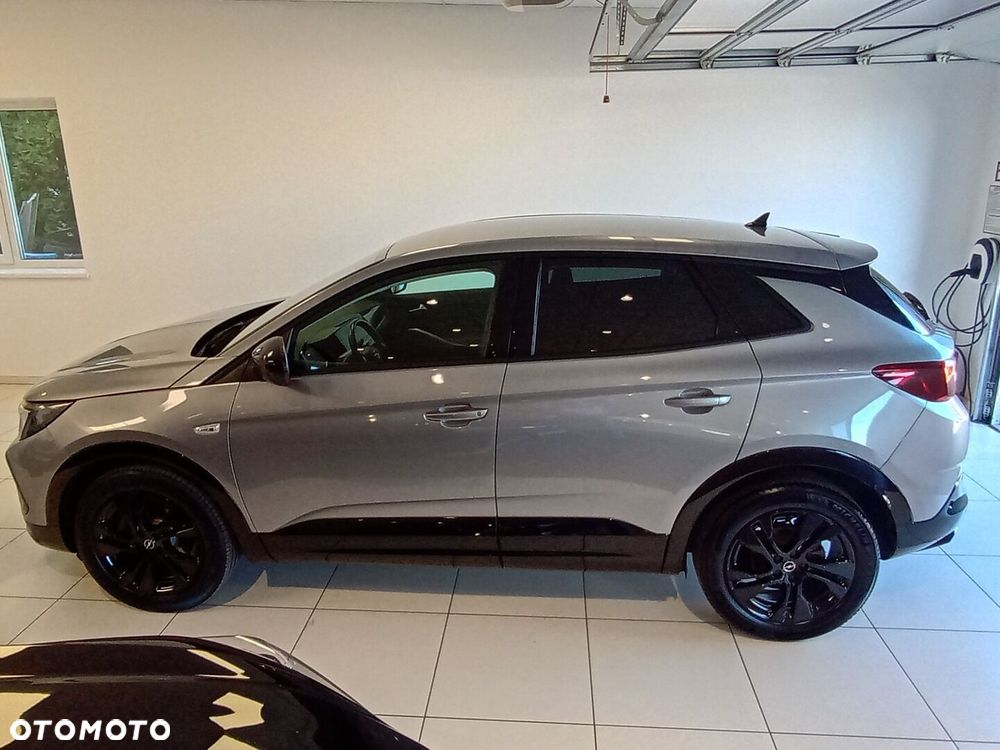 Opel Grandland 1.2 T GS S&S - 4