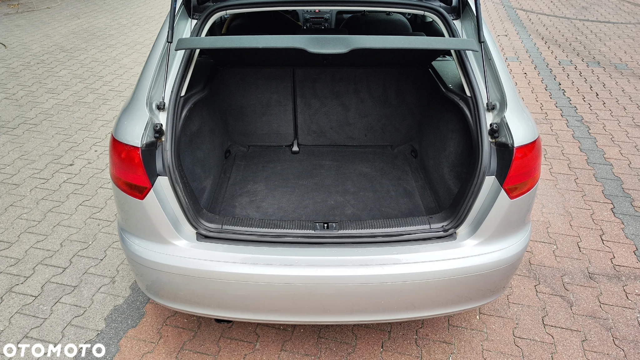 Audi A3 1.6 Attraction - 8