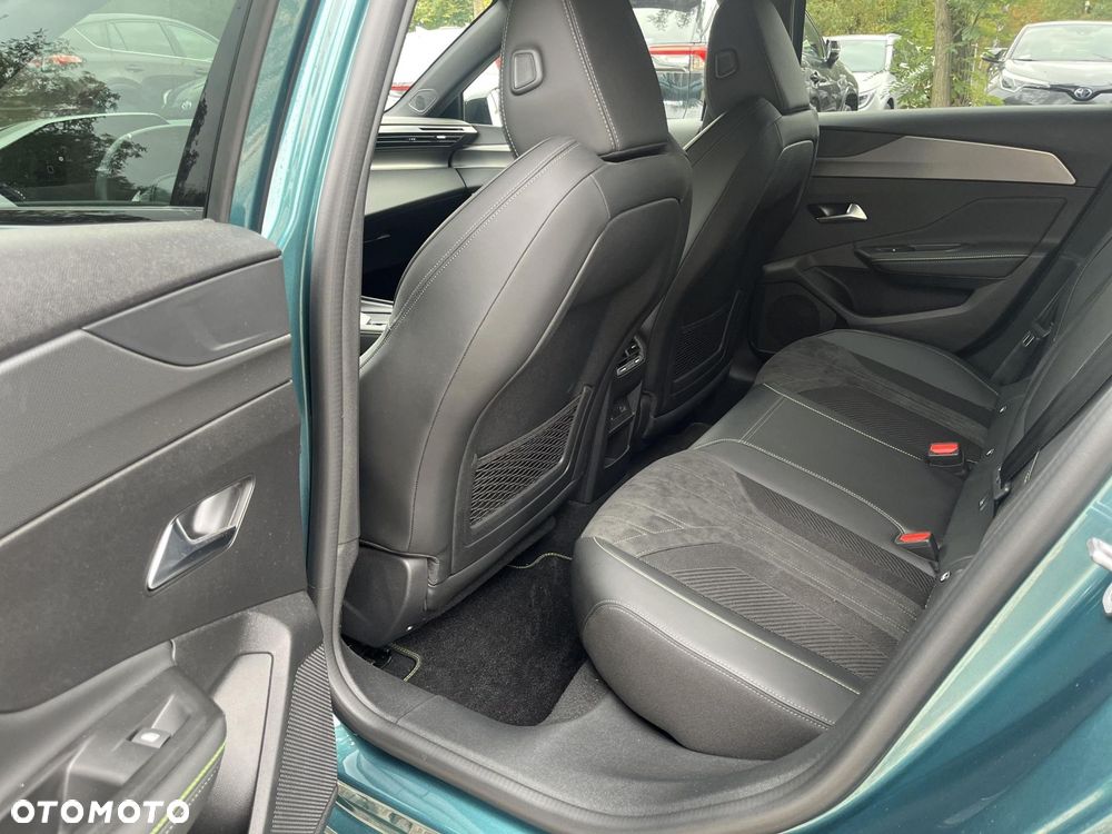 Peugeot 308 1.2 PureTech GT S&S EAT8 - 12