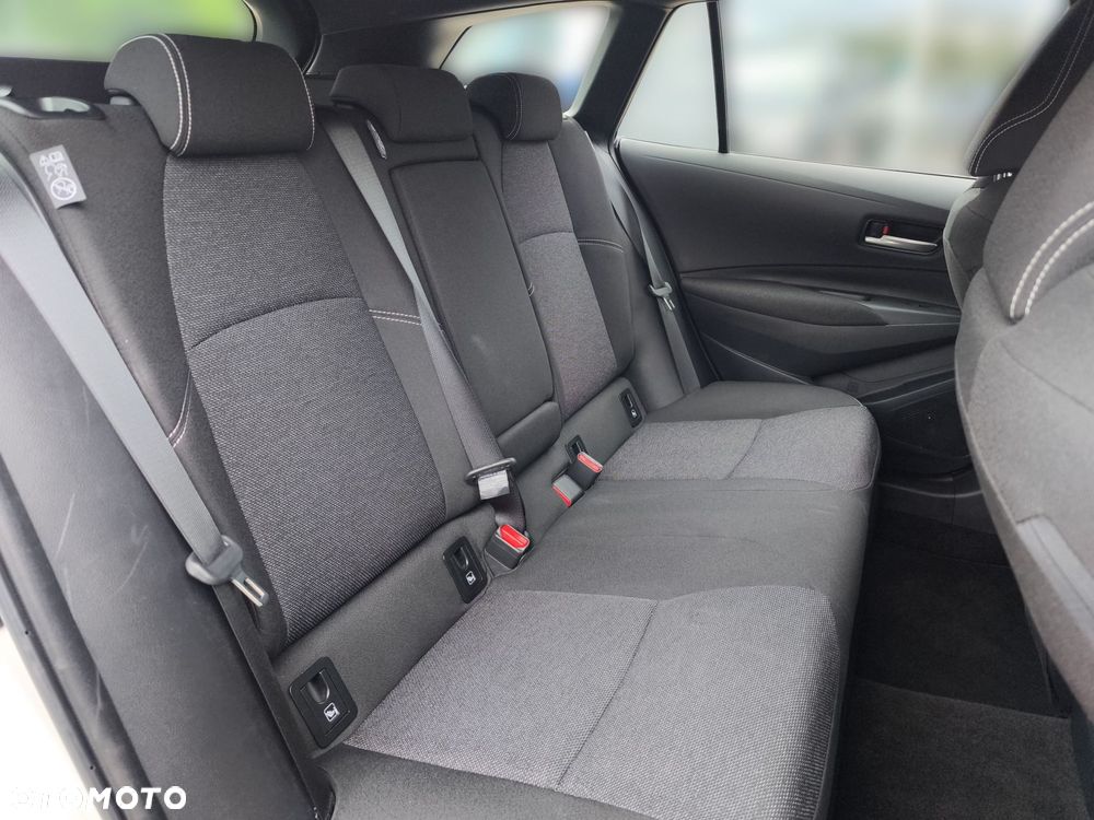 Toyota Corolla 1.8 Hybrid Comfort - 12