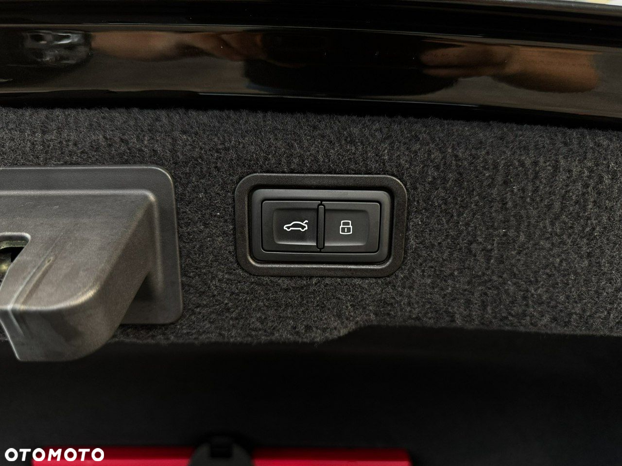 Audi A8 - 13
