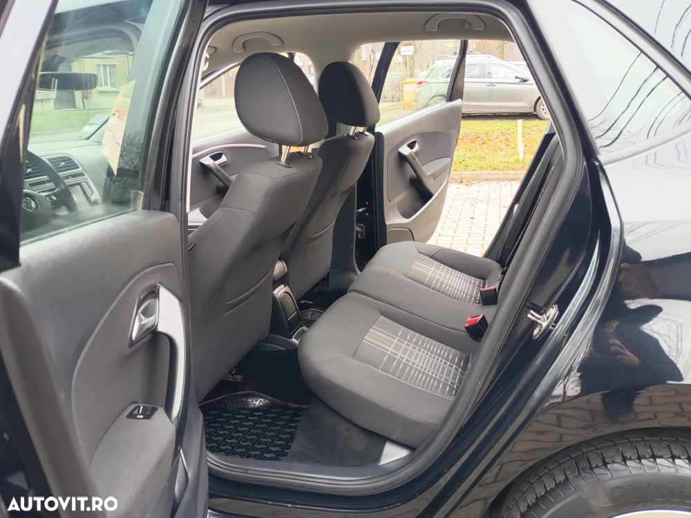 Volkswagen Polo - 8
