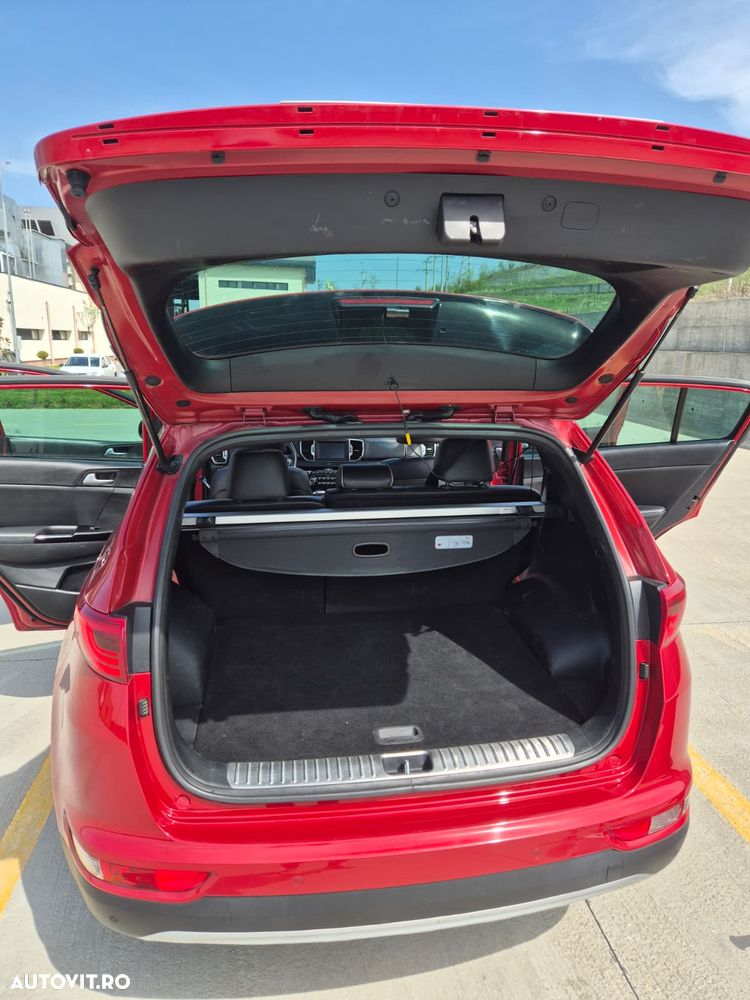 Kia Sportage 1.7 DSL 7DCT 4x2 Style - 12