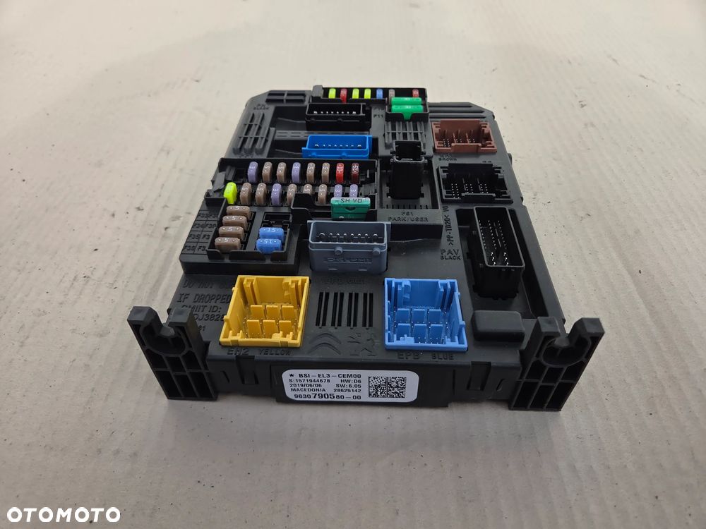 Moduł sterownik BSI Citroen C3 III 9830790580 - 1