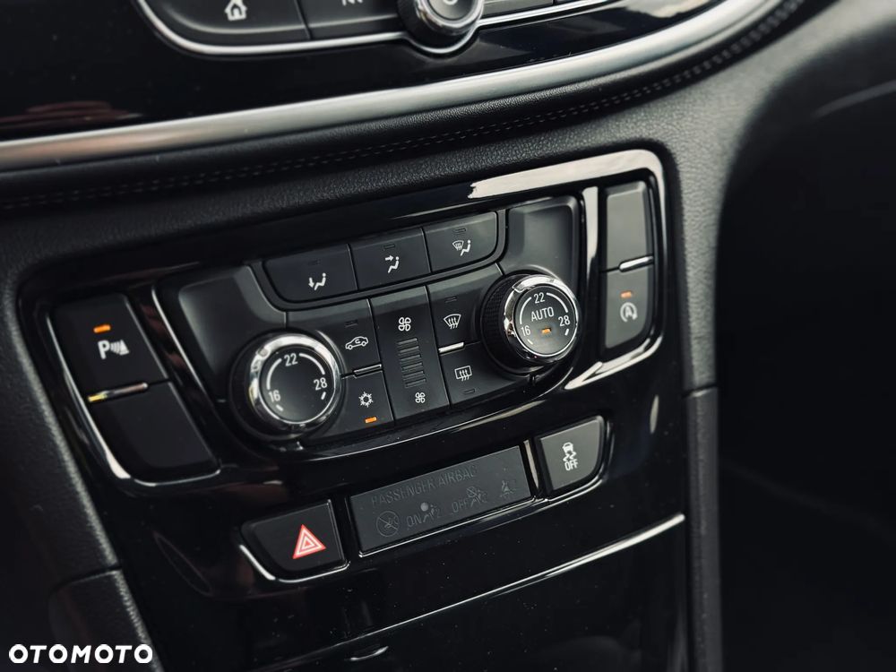 Opel Mokka X 1.4 T Elite S&S - 28