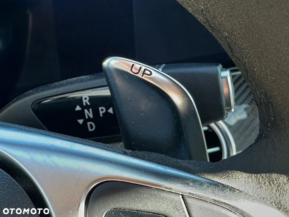 Mercedes-Benz Klasa E AMG 63 S 4-Matic+ - 21