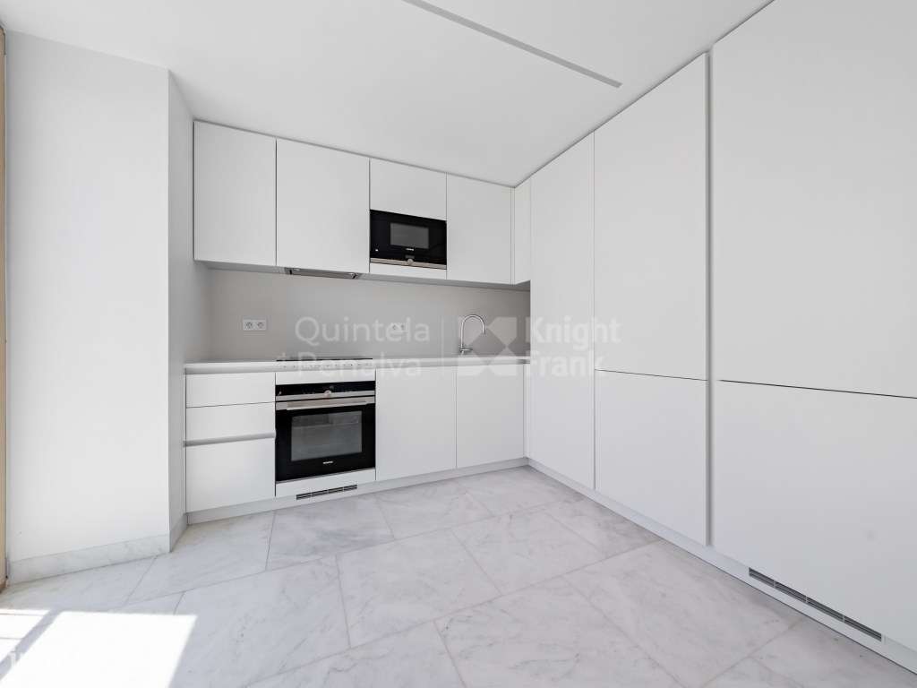 Apartamento T4 no condomínio Villa Infante em Lisboa - Grande imagem: 5/26