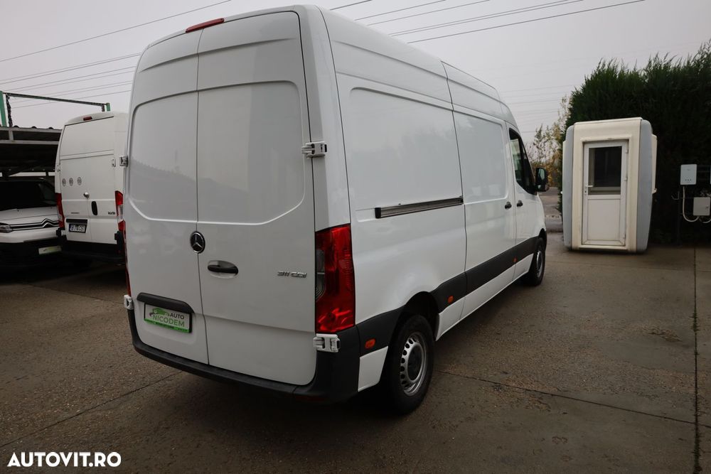 Mercedes-Benz Sprinter L2H2 - 7