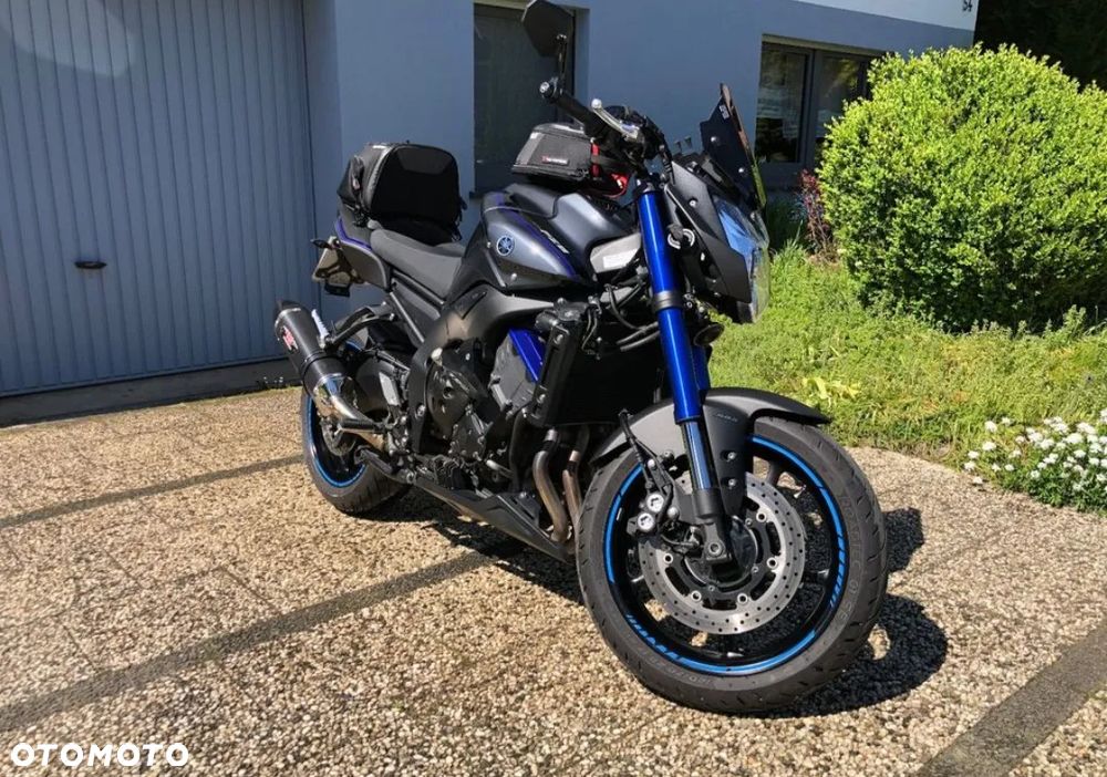 Yamaha FZ8 - 2