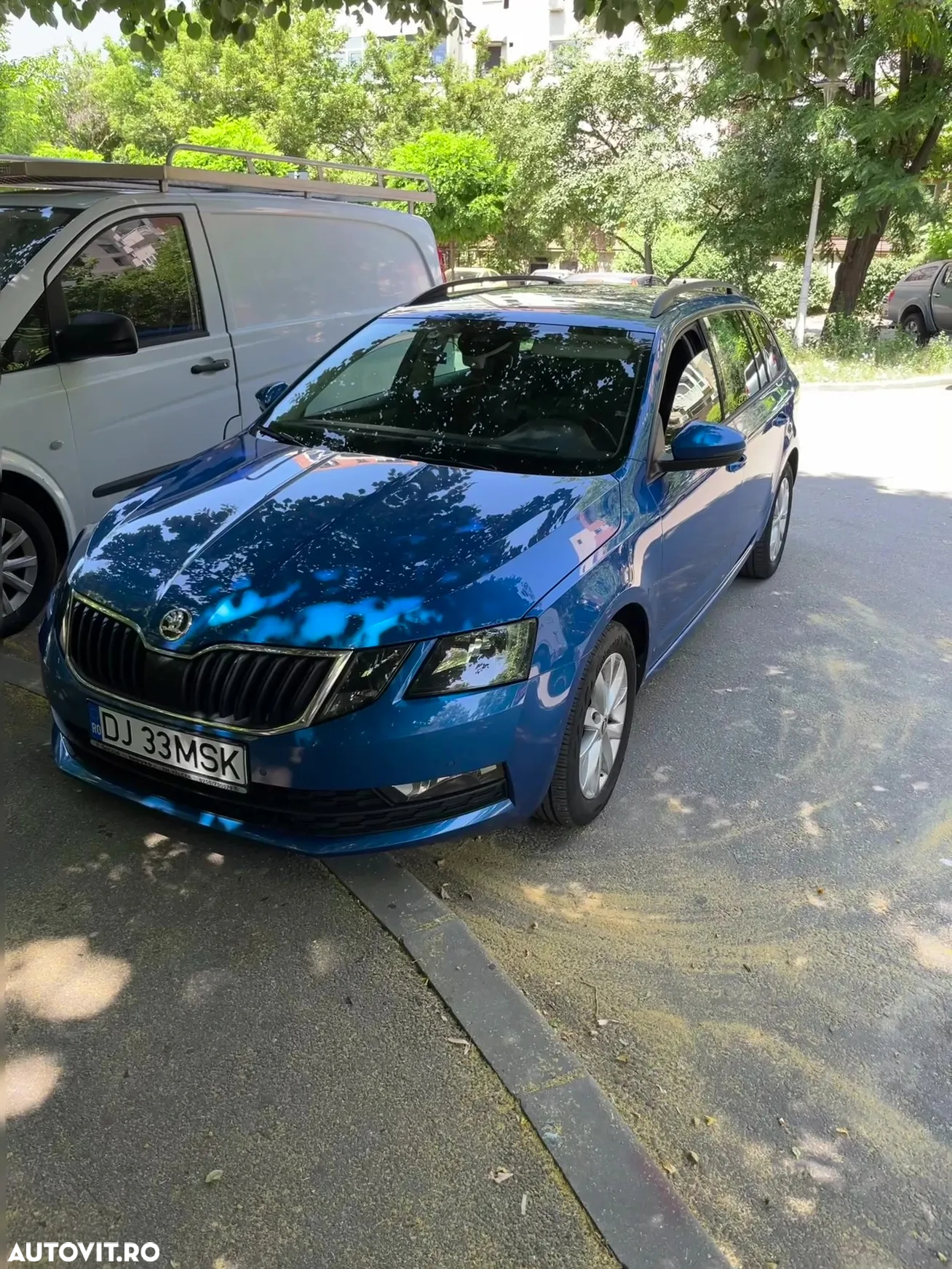 Skoda Octavia 1.6 TDI DSG Ambition - 4