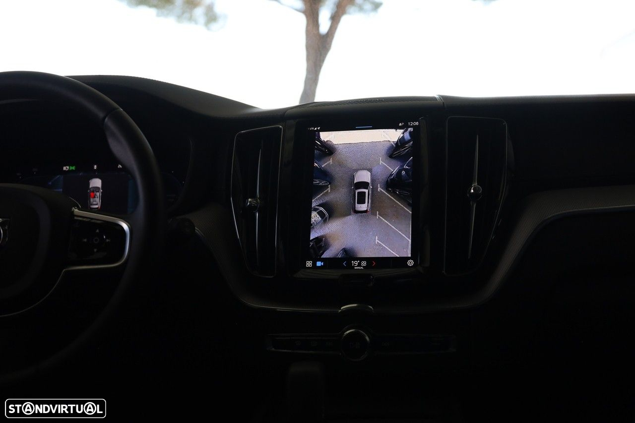 Volvo XC 60 2.0 T6 PHEV Ultimate Dark AWD - 10