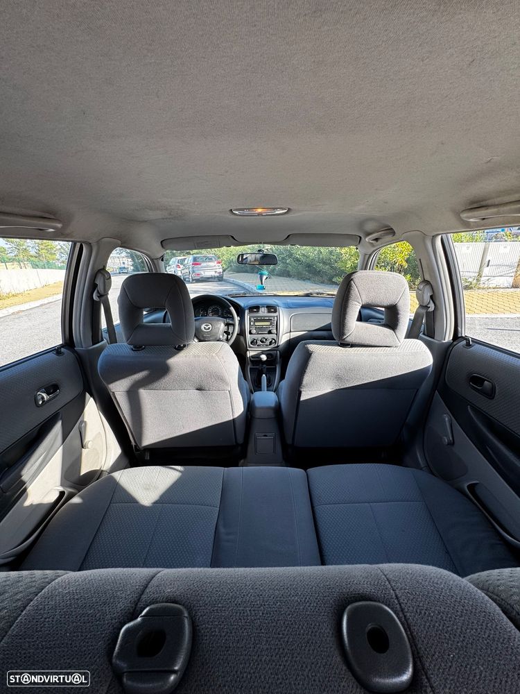 Mazda 323 F 1.3 Comfort AC+CR - 8