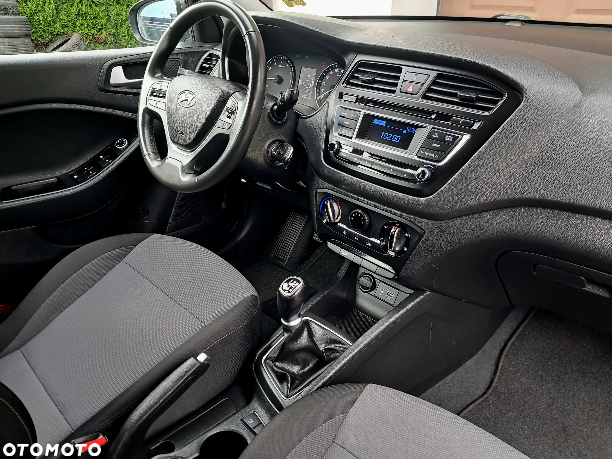 Hyundai i20 blue 1.2 Style - 29