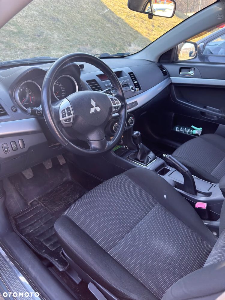 Mitsubishi Lancer 1.8 Invite - 10