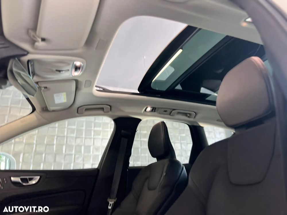 Volvo XC 60 Recharge T6 Twin Engine eAWD Inscription Expression - 24