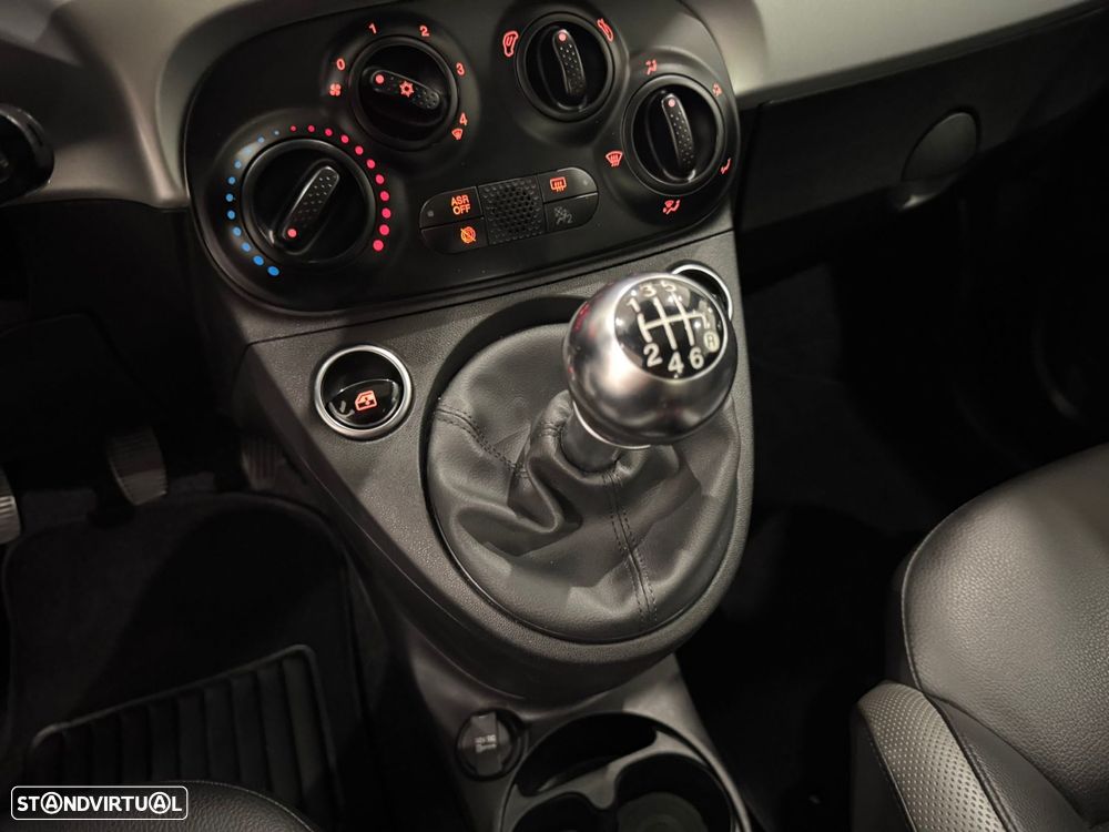 Fiat 500 1.0 Hybrid Connect - 33