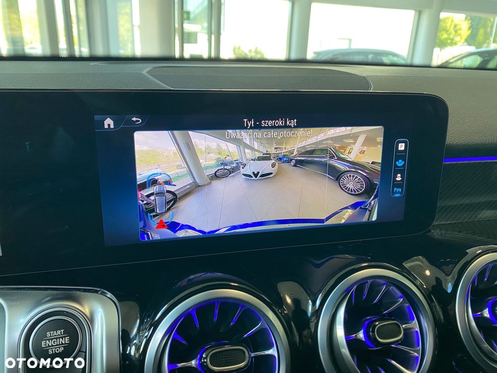 Mercedes-Benz GLB 200 AMG Line 7G-DCT - 28